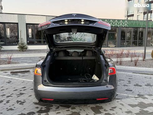 Tesla Model S 2018 - фото 9