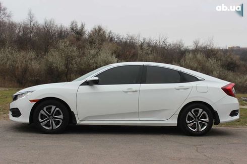 Honda Civic 2018 - фото 10