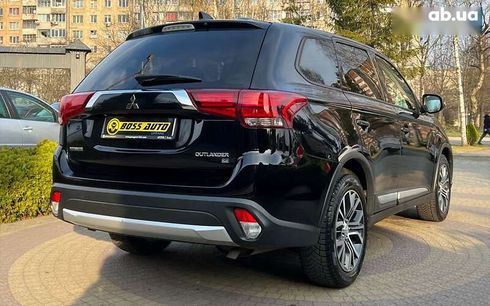 Mitsubishi Outlander 2017 - фото 7
