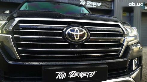 Toyota Land Cruiser 2017 - фото 5