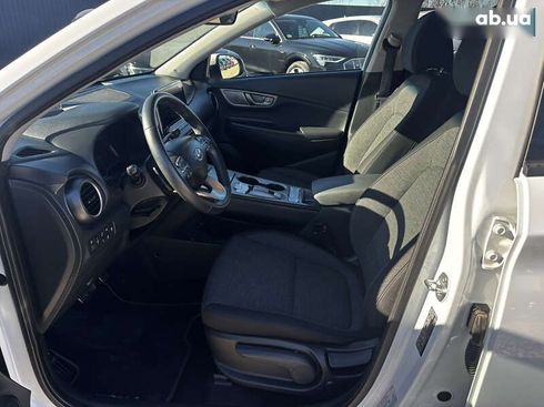 Hyundai Kona 2021 - фото 23