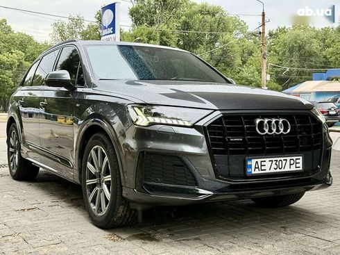 Audi Q7 2021 - фото 10