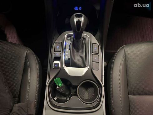 Hyundai Santa Fe 2017 - фото 17