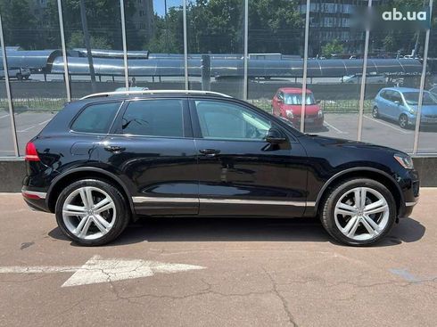 Volkswagen Touareg 2015 - фото 3