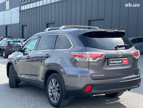 Toyota Highlander 2016 серый - фото 10