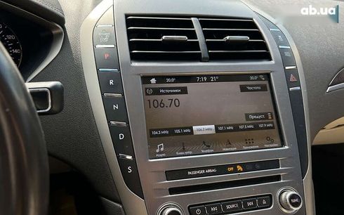 Lincoln MKZ 2016 - фото 22
