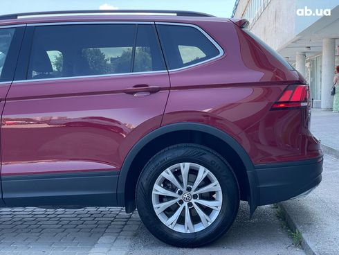 Volkswagen Tiguan 2019 красный - фото 15