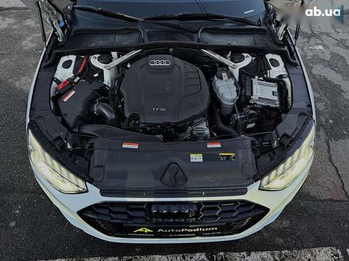 Audi A4 2020 - фото 27