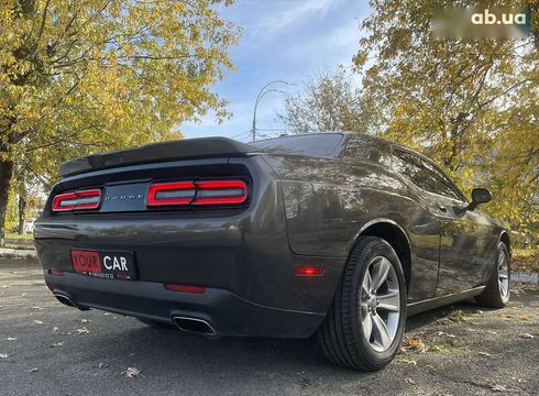 Dodge Challenger 2020 - фото 5