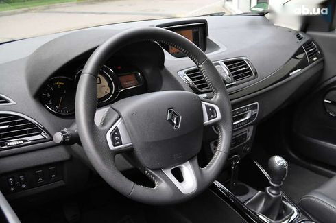 Renault Megane 2012 - фото 27