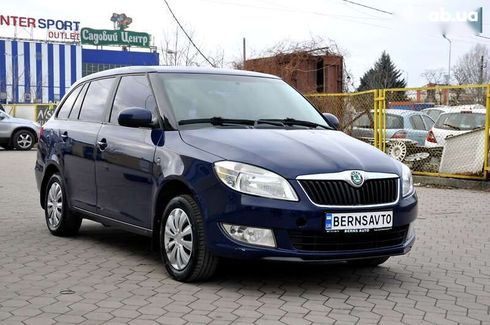 Skoda Fabia 2011 - фото 28