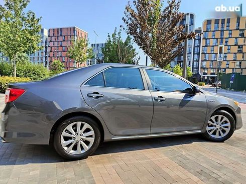 Toyota Camry 2012 - фото 24