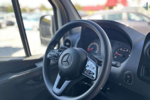Mercedes-Benz Sprinter 2019 - фото 24