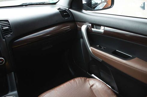 Kia Sorento 2010 - фото 24