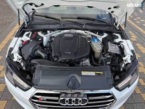 Audi A4 2017 - фото 25