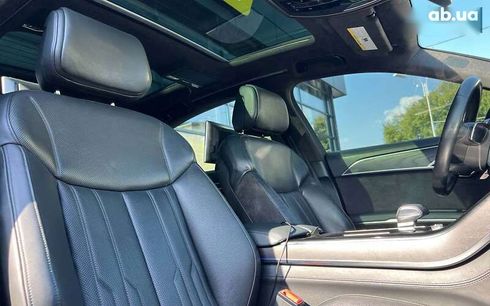 Audi A8 2019 - фото 23