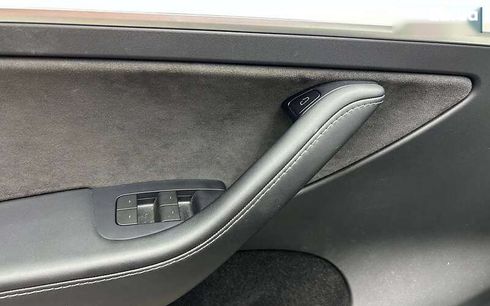 Tesla Model Y 2023 - фото 8