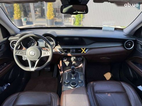 Alfa Romeo Stelvio 2018 - фото 20