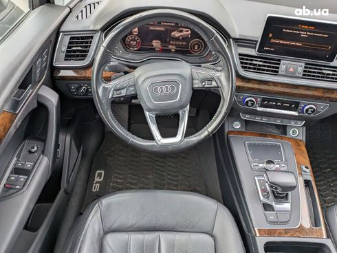 Audi Q5 2018 белый - фото 9