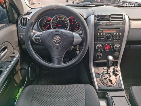 Suzuki Grand Vitara 2011 серый - фото 25