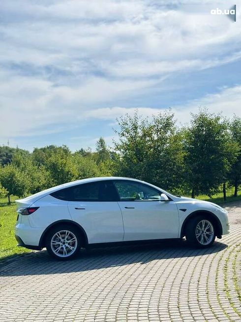 Tesla Model Y 2021 - фото 7