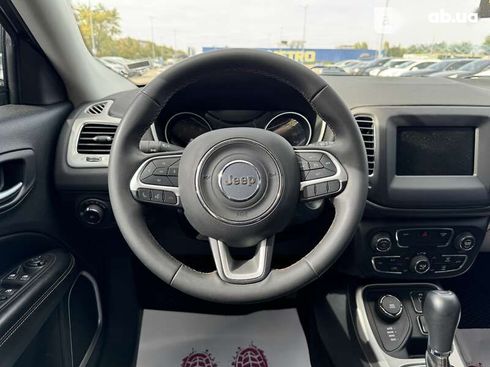 Jeep Compass 2021 - фото 12