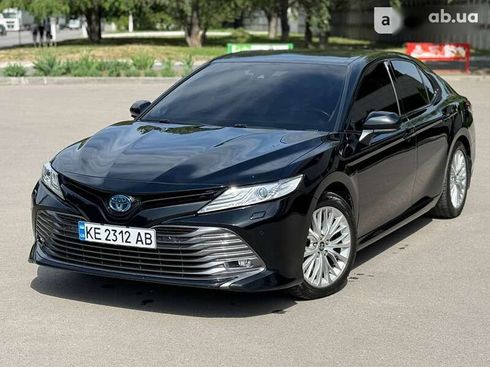 Toyota Camry 2020 - фото 6