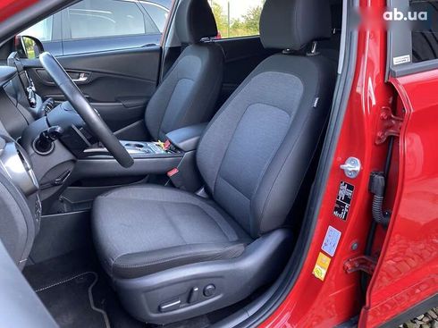 Hyundai Kona Electric 2021 - фото 30