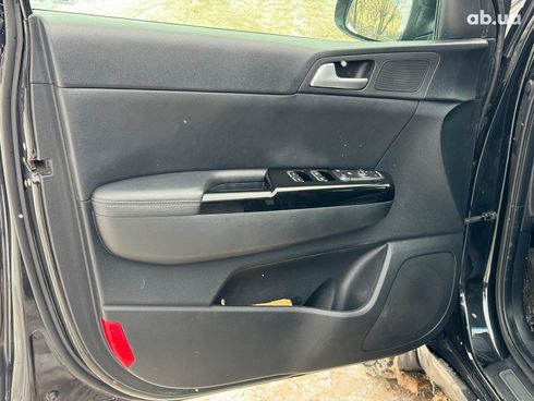 Kia Sportage 2021 черный - фото 12