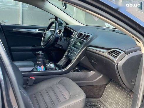 Ford Fusion 2017 - фото 11