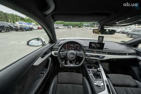 Audi A4 2016 - фото 24