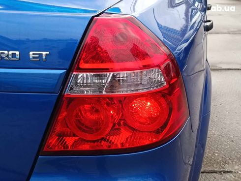 Chevrolet Aveo 2007 синий - фото 10