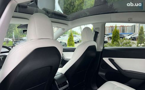 Tesla Model Y 2021 - фото 13