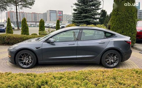 Tesla Model 3 2022 - фото 4