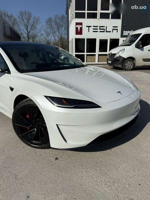 Tesla Model 3 2024 - фото 3