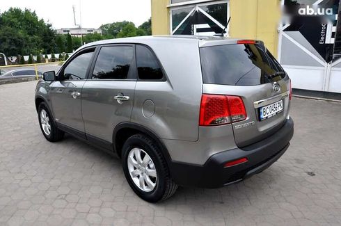 Kia Sorento 2010 - фото 13
