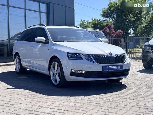 Skoda Octavia 2018 - фото 4