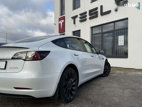 Tesla Model 3 2022 - фото 15