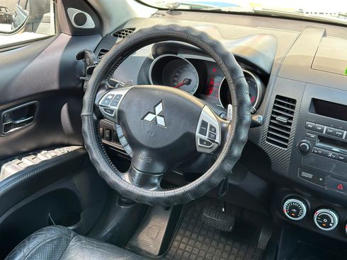 Mitsubishi Outlander XL 2007 зеленый - фото 19