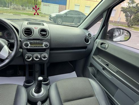 Mitsubishi Colt 2010 белый - фото 14