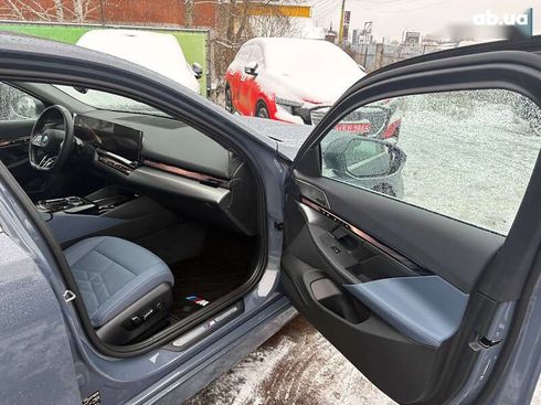 BMW i5 2024 - фото 29