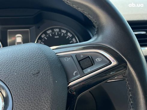 Skoda Octavia 2015 белый - фото 19