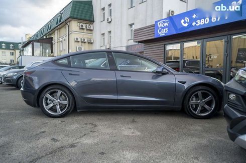 Tesla Model 3 2022 - фото 12