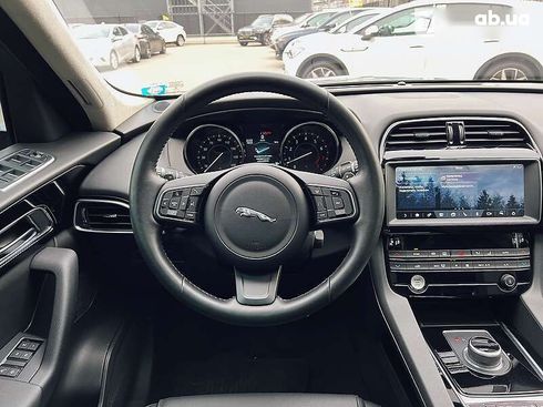 Jaguar F-Pace 2018 - фото 11