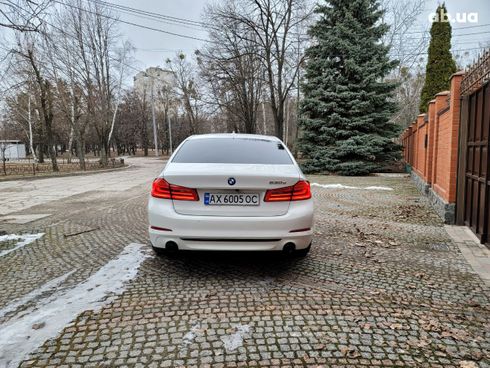 BMW 5 серия 2018 белый - фото 6