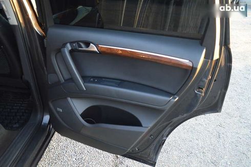 Audi Q7 2010 - фото 12