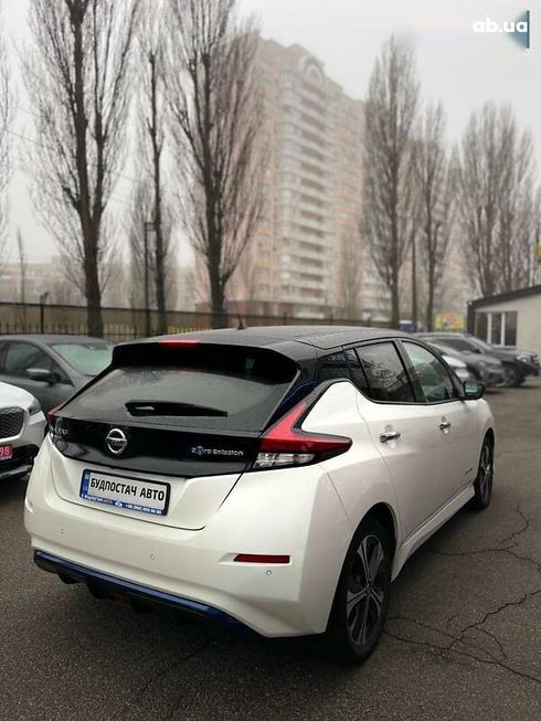 Nissan Leaf 2019 - фото 8