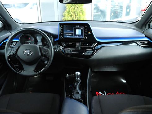 Toyota C-HR 2021 серый - фото 6