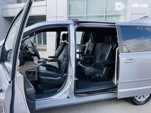 Dodge grand caravan 2017 - фото 11