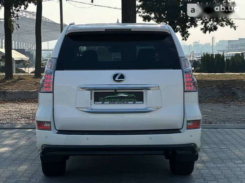 Lexus GX 2020 - фото 13